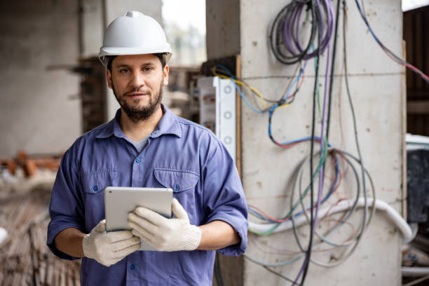Best Affordable Emergency Electrician  in Caruthersville, MO